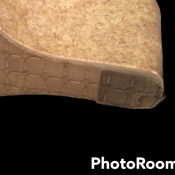 MUDD Floral 4" Wedge Sandals - Picture 15 of 15